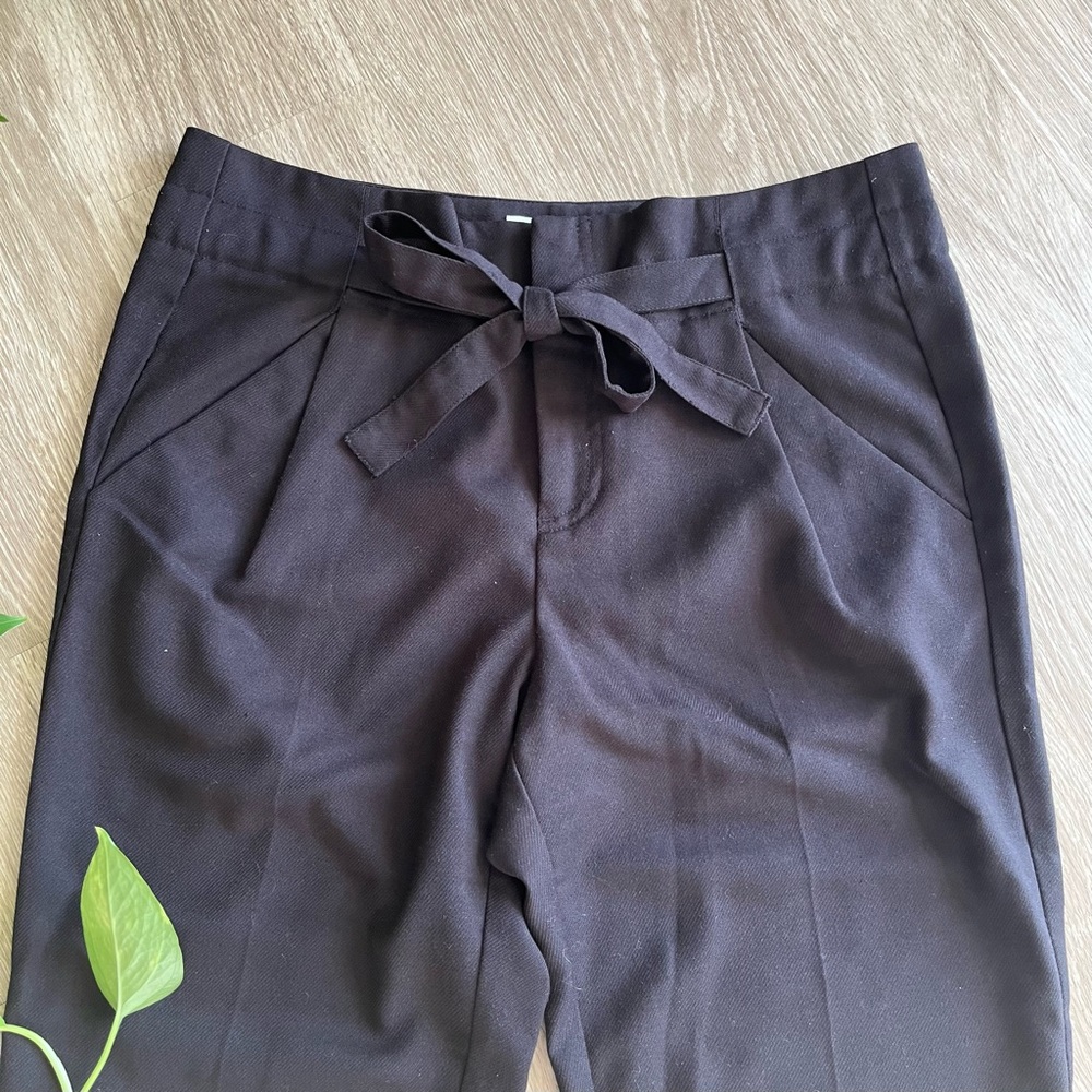 MOVING SALE 📦 Calvin Klein Tie Waist Cropped Straight Leg Formal Pants